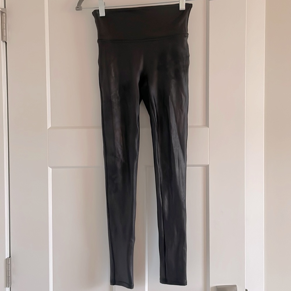Spanx faux leather leggings SP